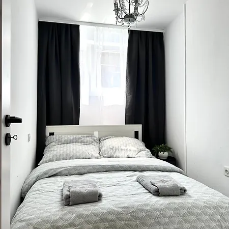 Apartament Wita Stwosza - Self Check-in 20h